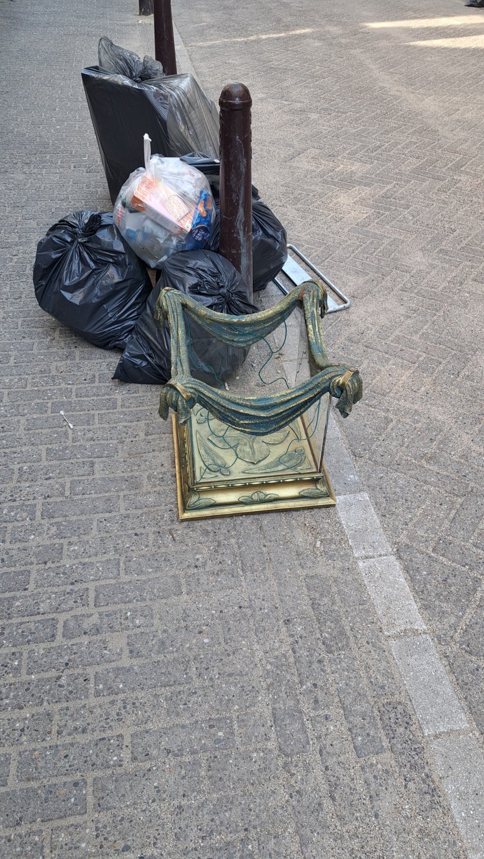 Table base or aquarium