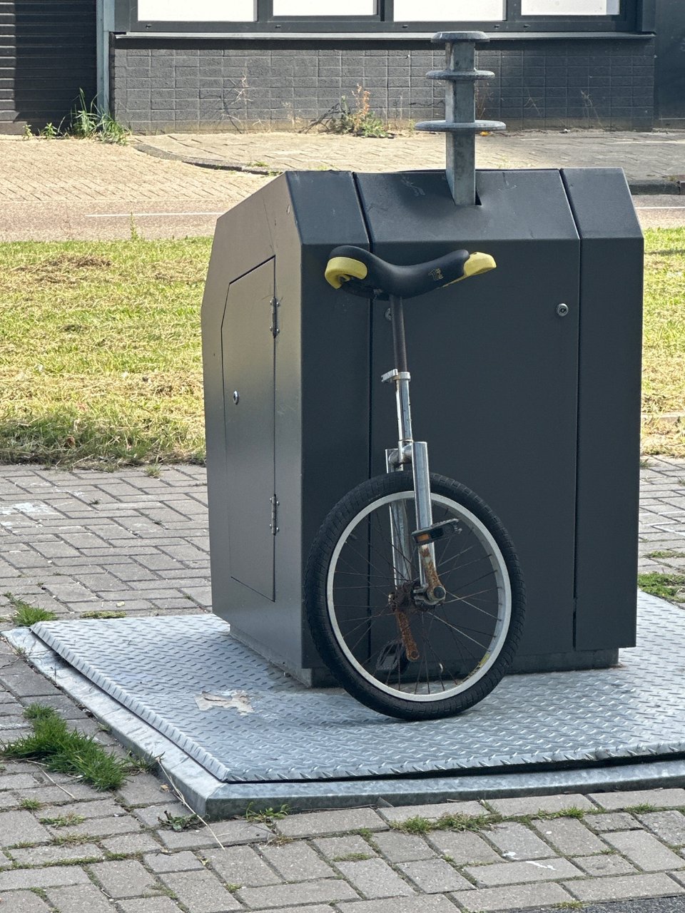 Any aspiring unicyclers?