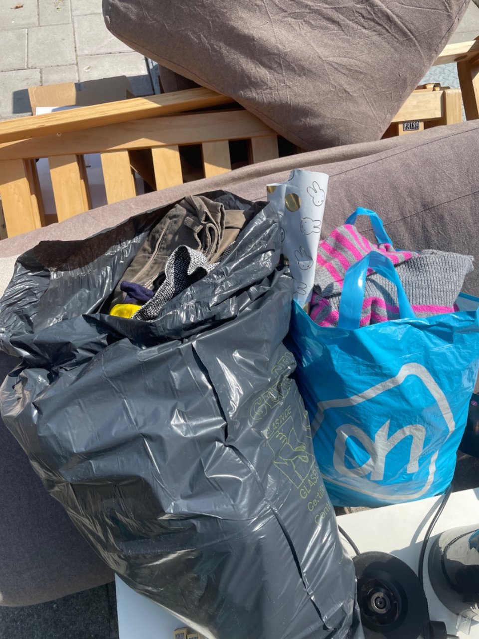 Women’s clothes size small