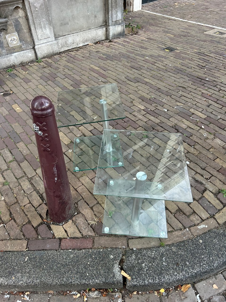 In perfect condition! No chips etc