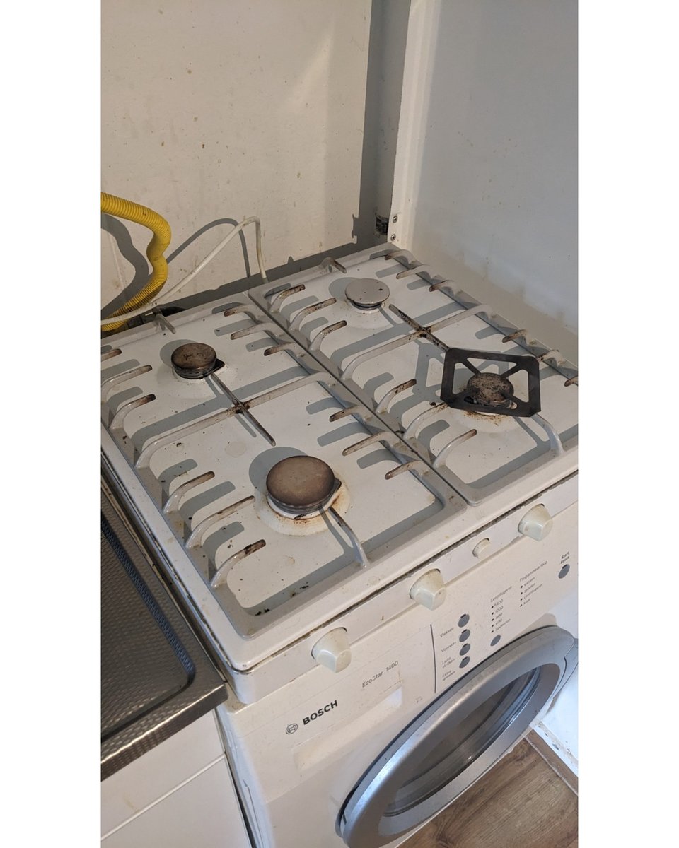 Perfectly functioning gas stove with four burners (no oven) and built in lighter. Also a bamboo pillow, only used once, not my thing. Come pick it up from me before I move house.