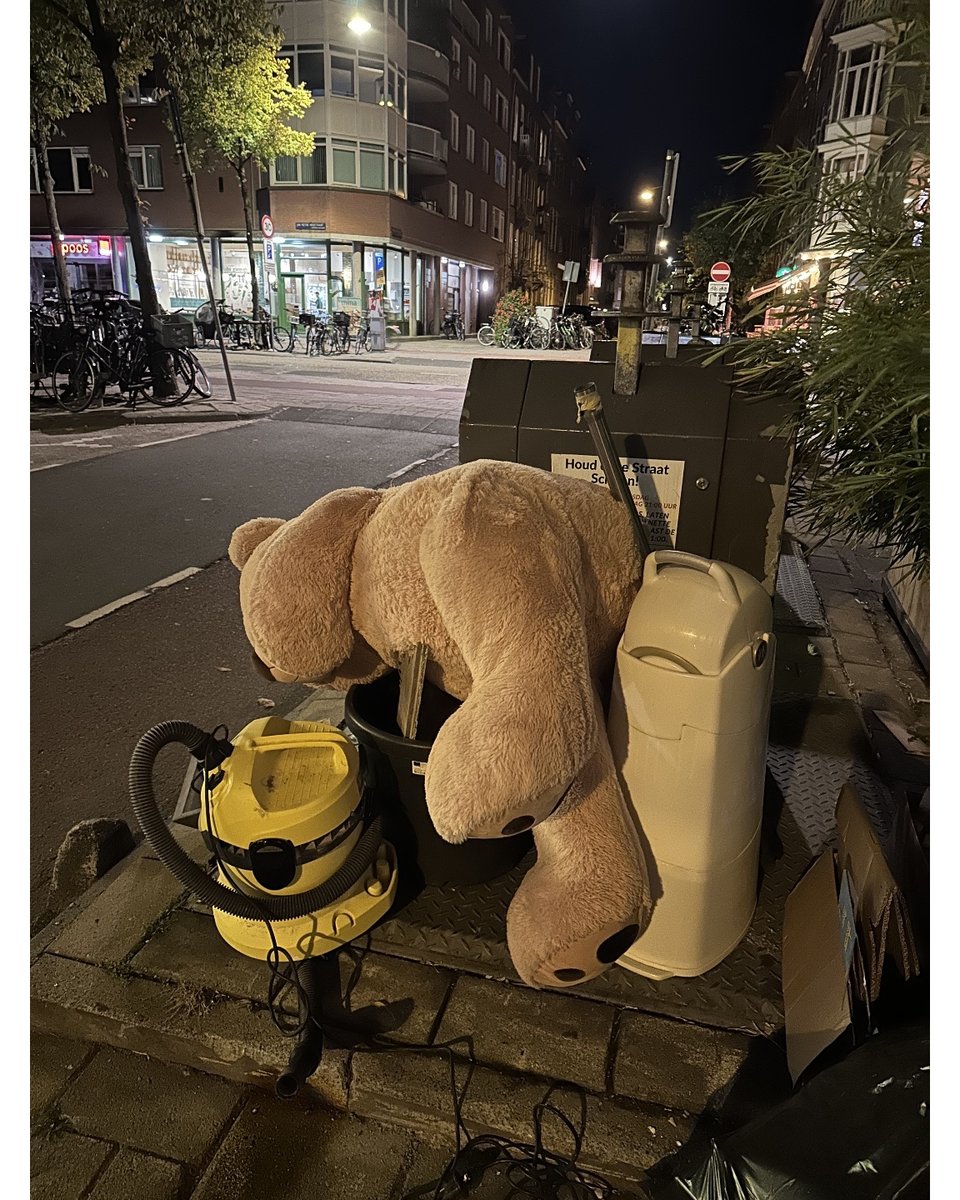 Big teddy bear. Diaper genie. Working construction vacuumcleaner & ikea babychair