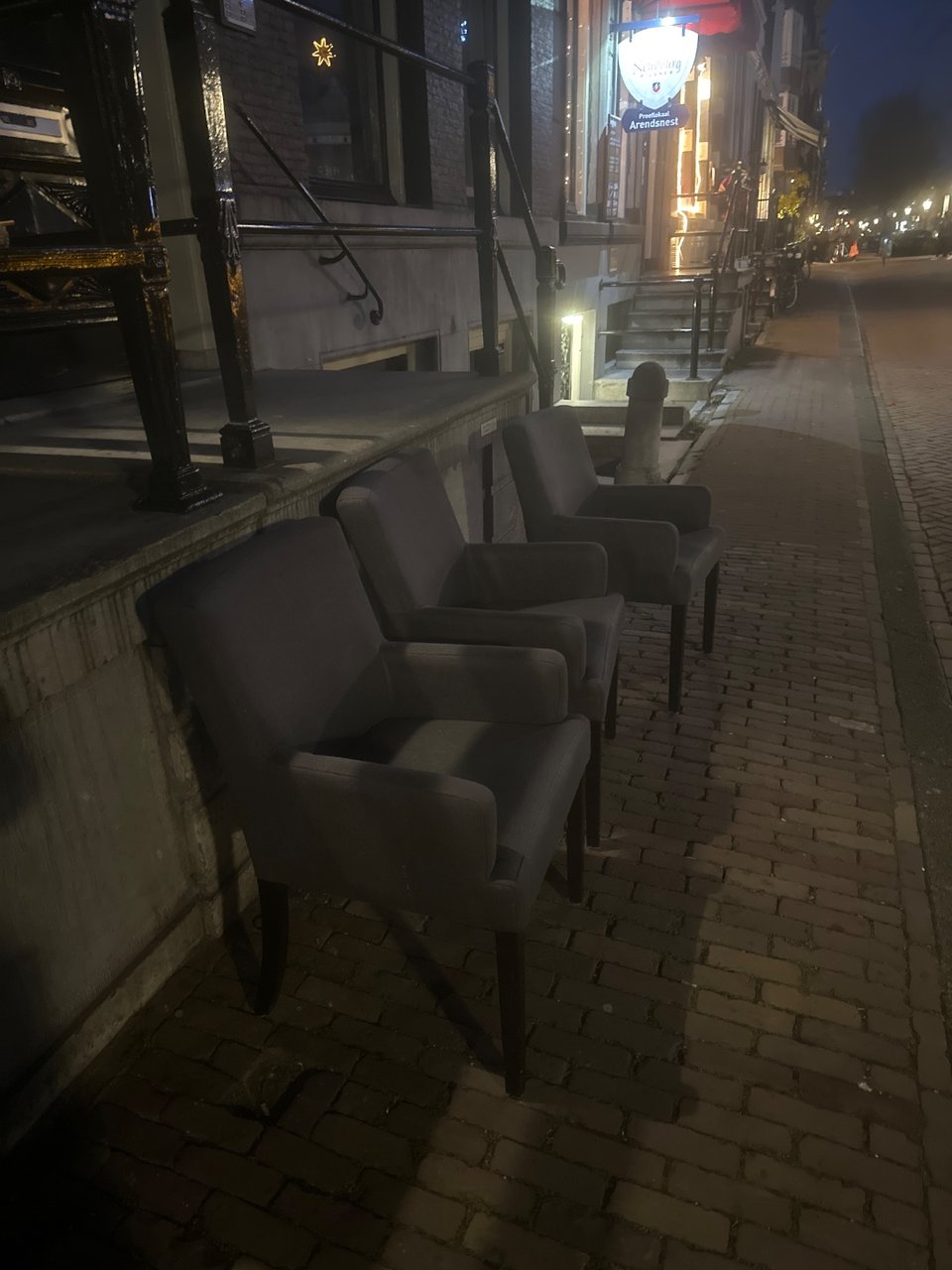 chairs in very good condition!