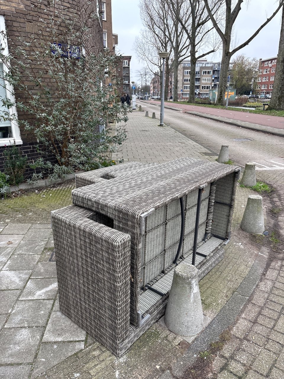 Tuin lounge set! Hoekbank, 5 zits inclusief een hokker. Inclusief kussens.