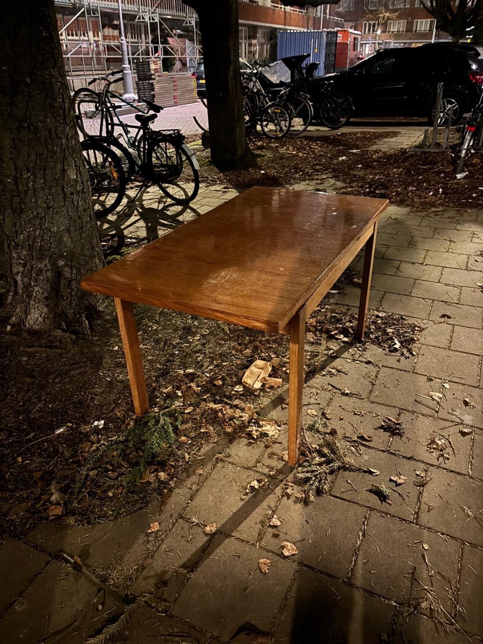 Dining table & clothes rack (not in pic)