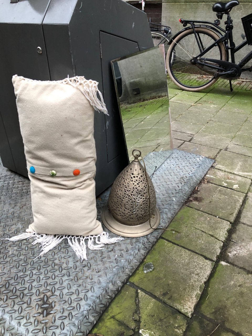 Lampenkap, lamp shade, kussen en spiegel