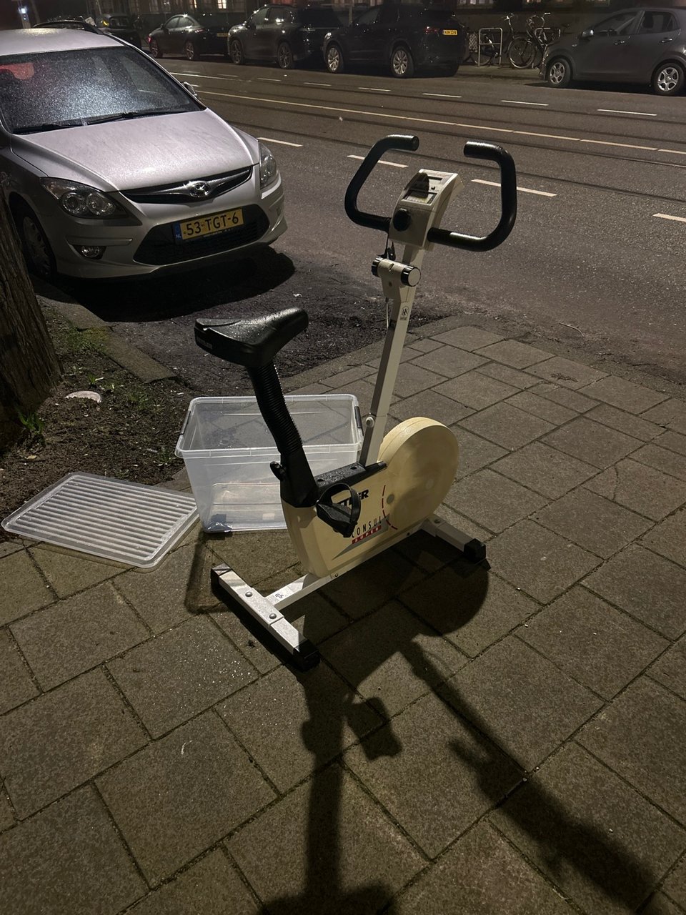 Home exercise device, Roelof Hartplein