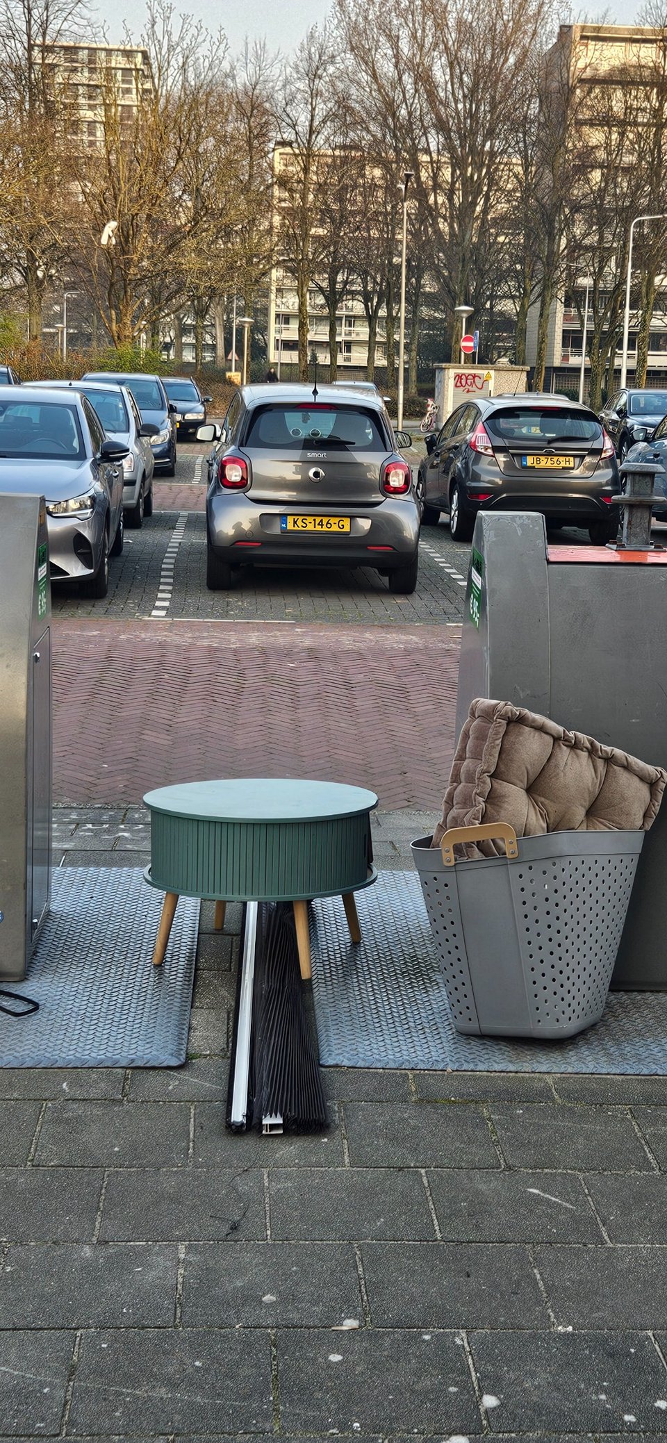 Coffee table, cushion, plastic basket - condition unknown