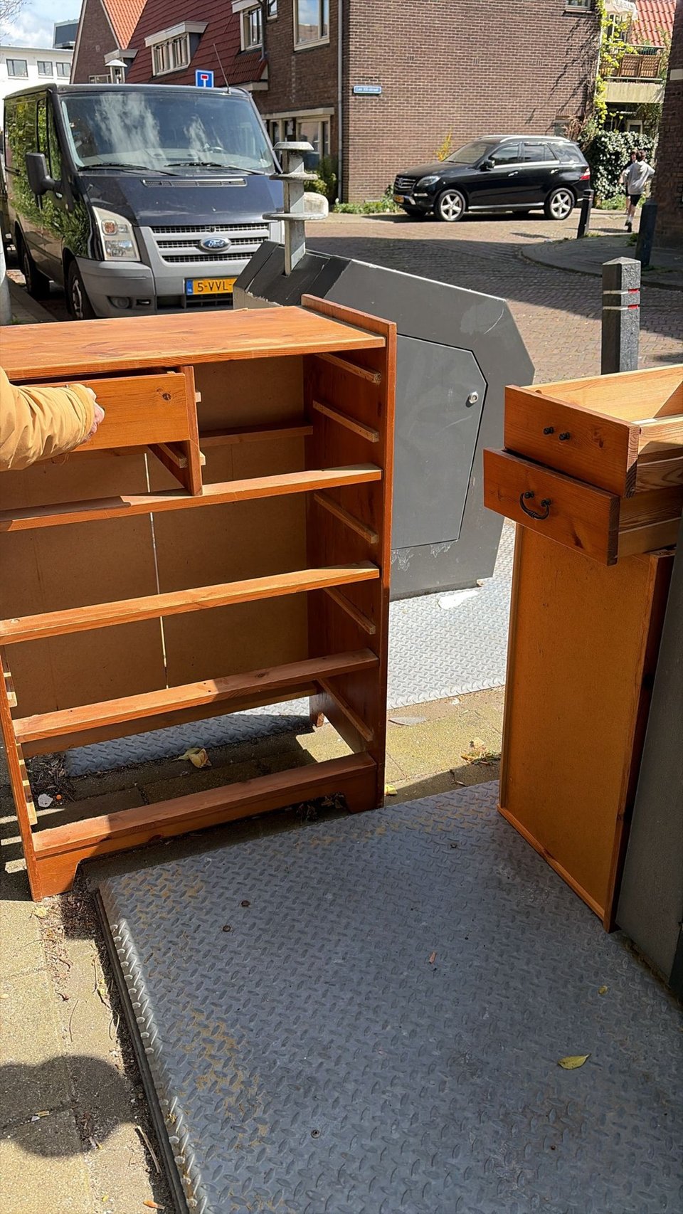 Chest of drawers (ladekast) in great condition. Very good quality!