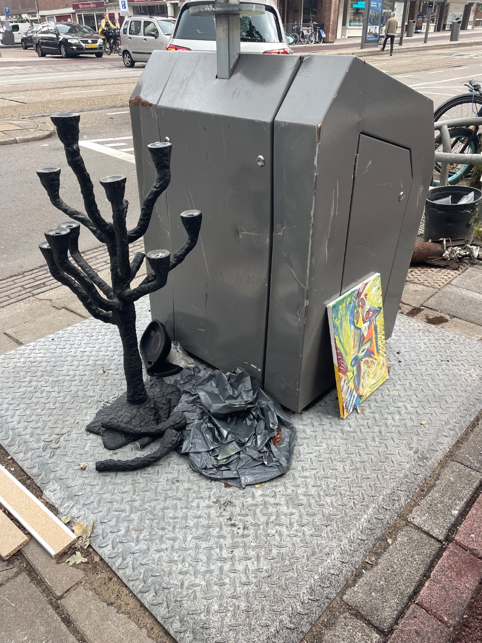 Veelarmige kandelaar en kunst