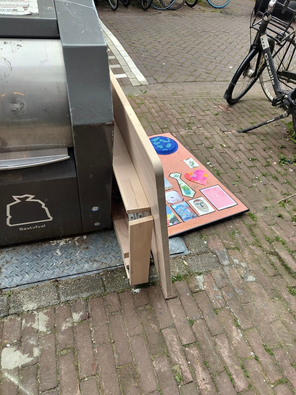 IKEA norakker table with screws and legs