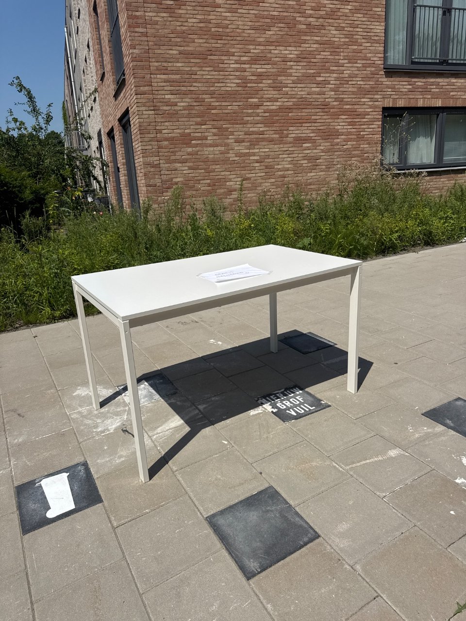 IKEA Tafel, wit/wit, 125x74 cm 
Old IKEA MELLTORP new name IKEA VIHALS
