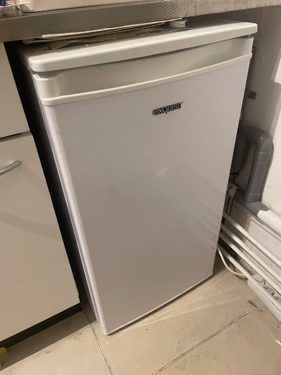 mini fridge pick up for free at Sint Jansstraat 61 today (28th of june)