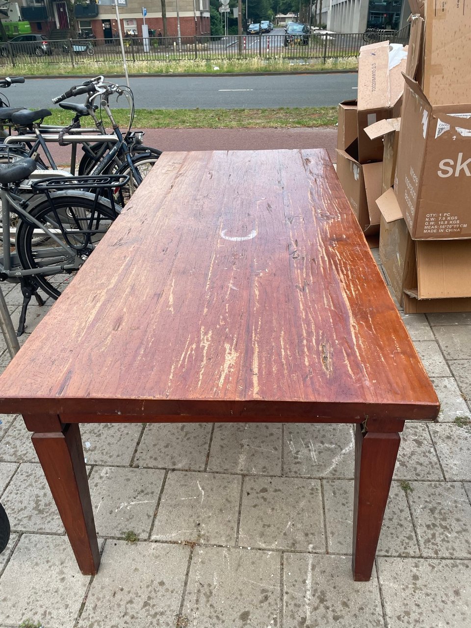 Massief eikenhouten tafel