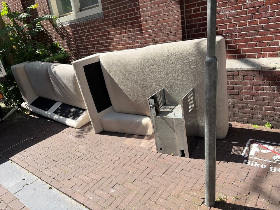 Lounge sofa