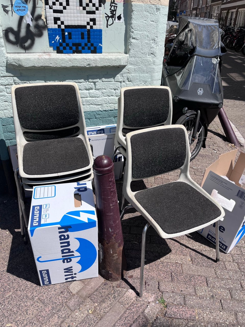 6 chairs..