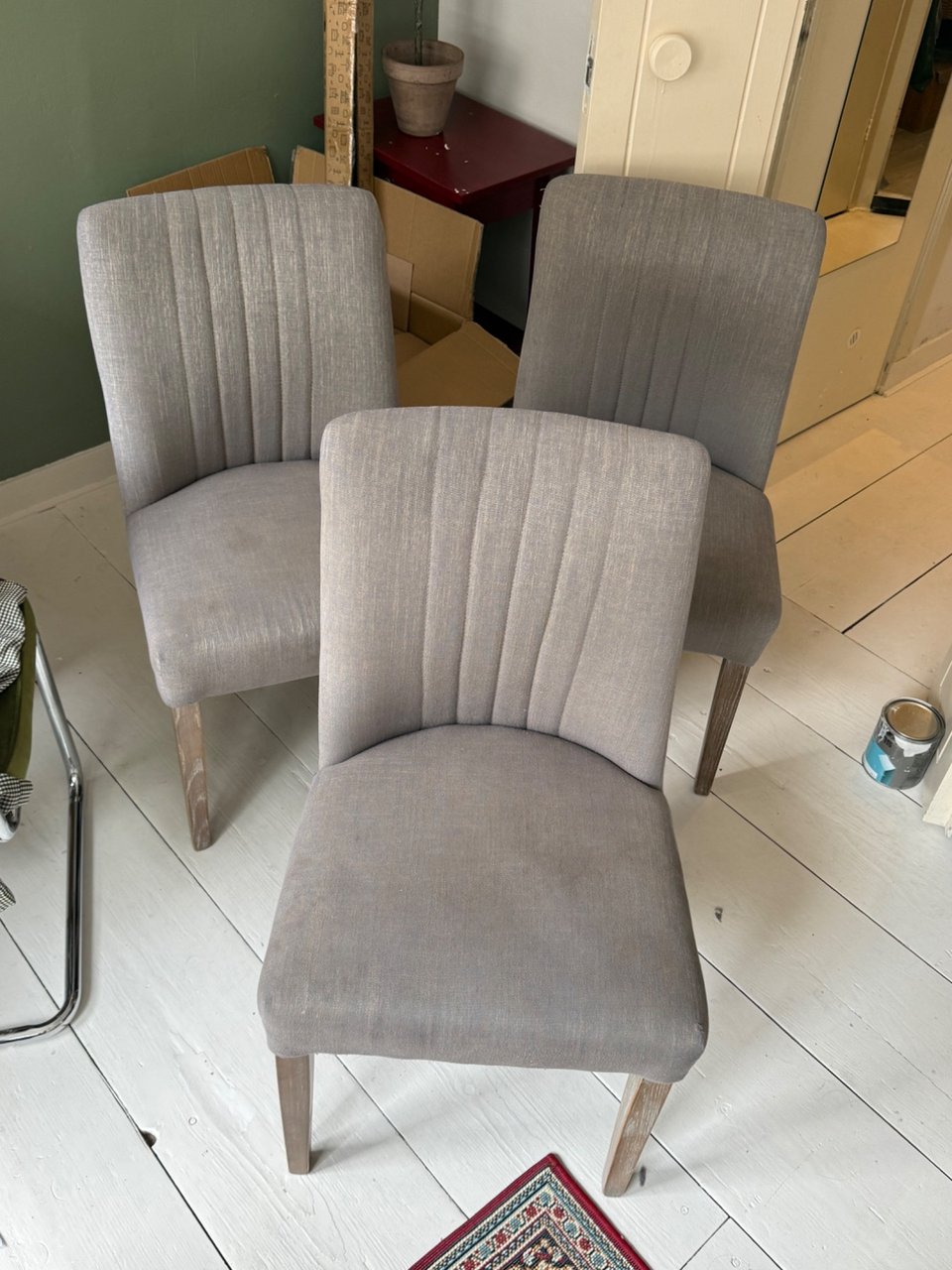 PTMD chairs - to pick up
Whatsapp: 06 83541279
