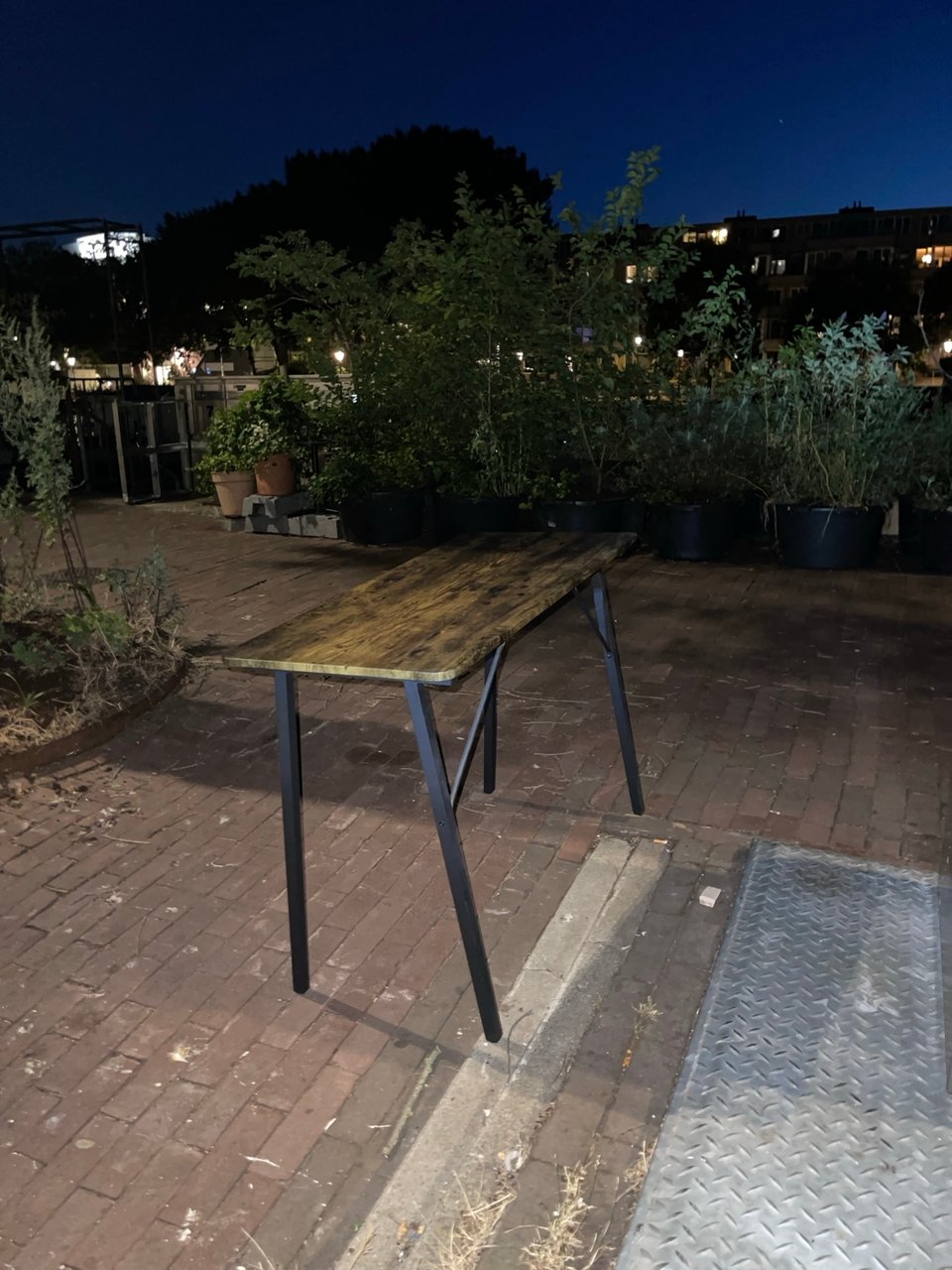 Good quality table and wood