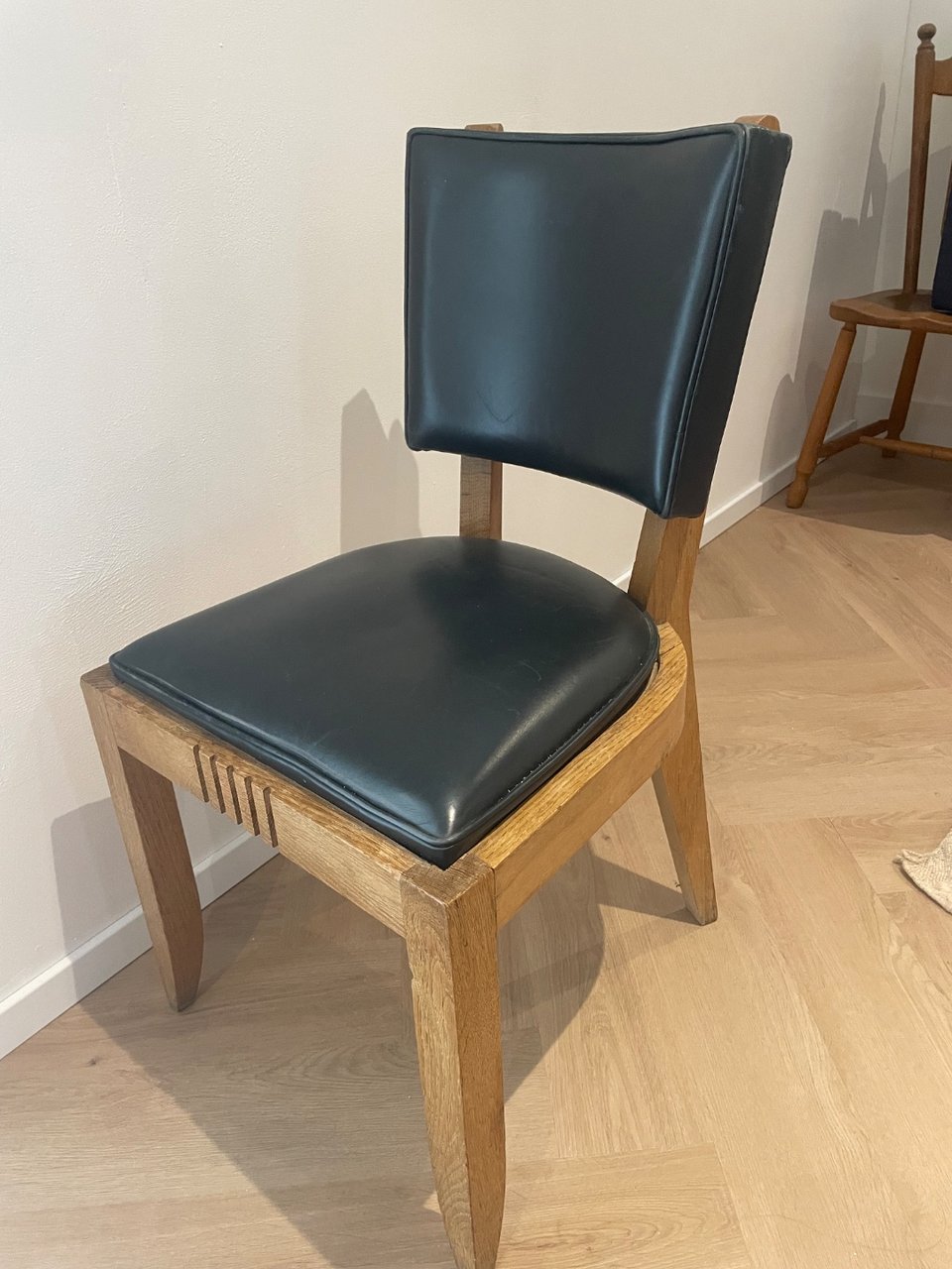 Functional chairs dm for pick up