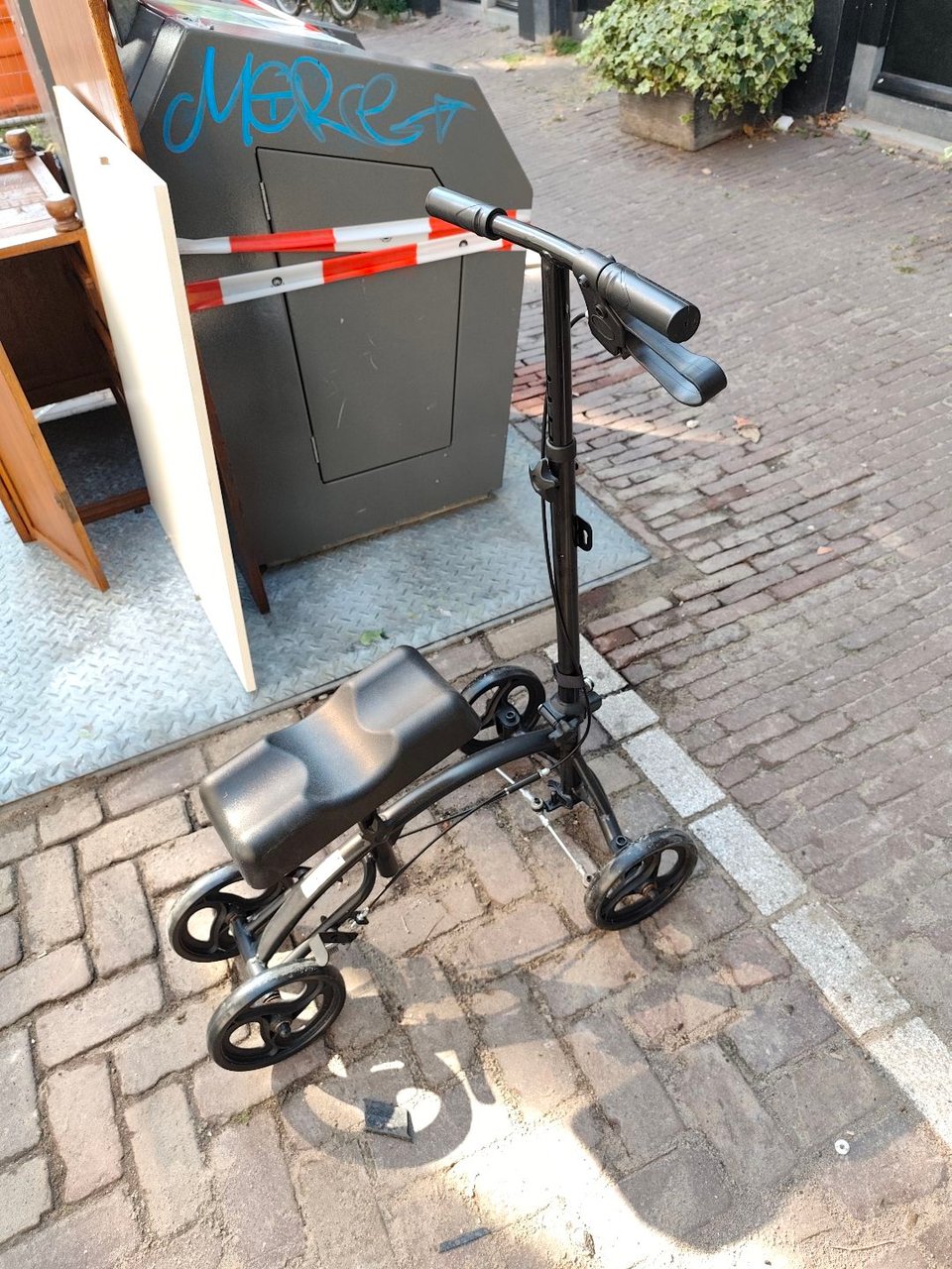 knee scooter  knee walker