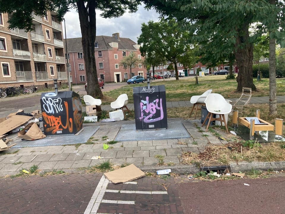 4 eetkamerstoelen