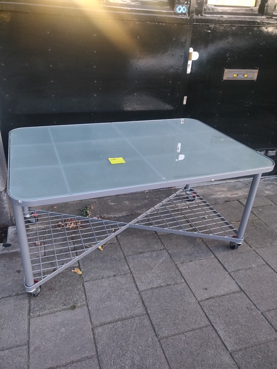 Really awesome table in really good state!