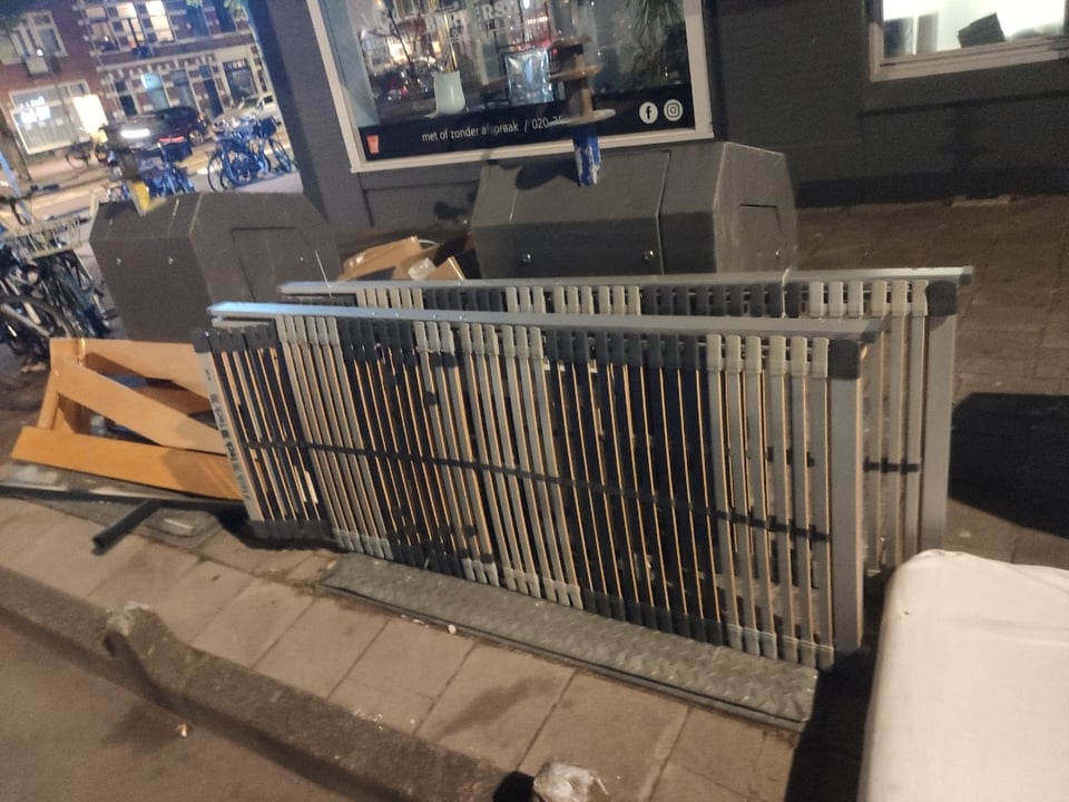 Electric adjustable 2prs bed