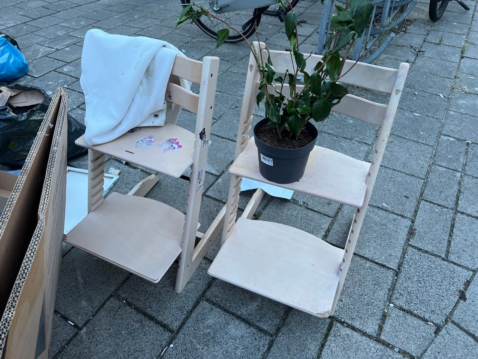 Twee Stokke Tripp Trapp stoelen/two Tripp Trapps