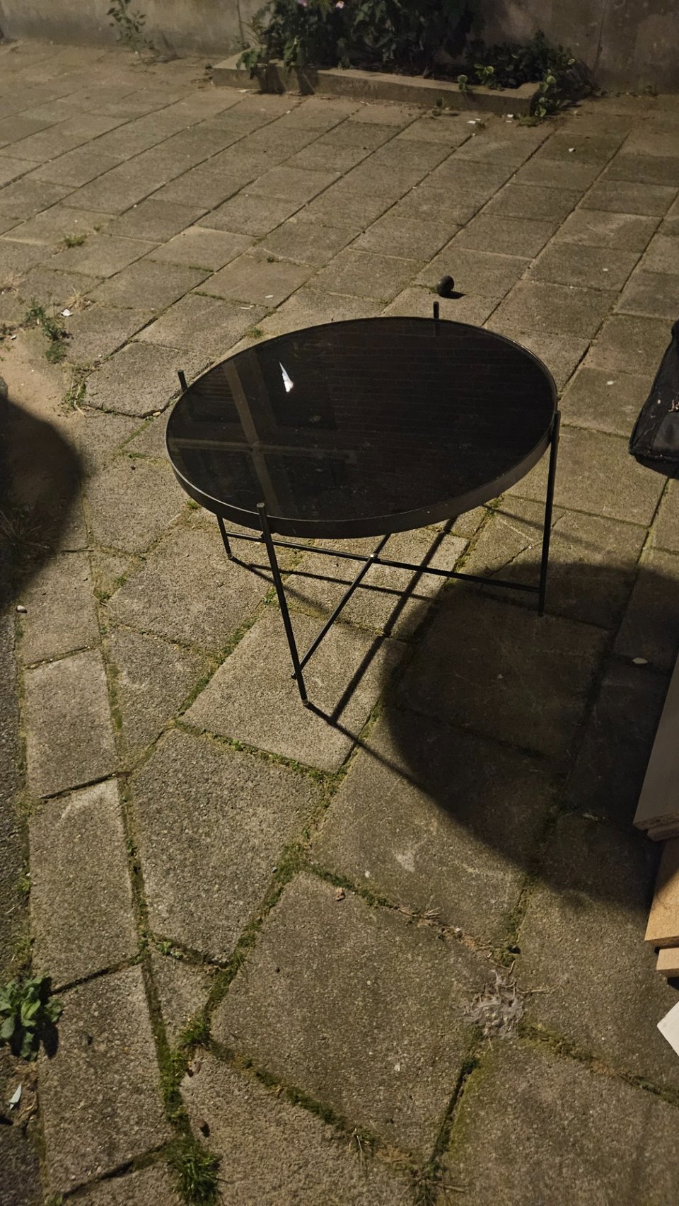 Round glass coffee table. No cracks.