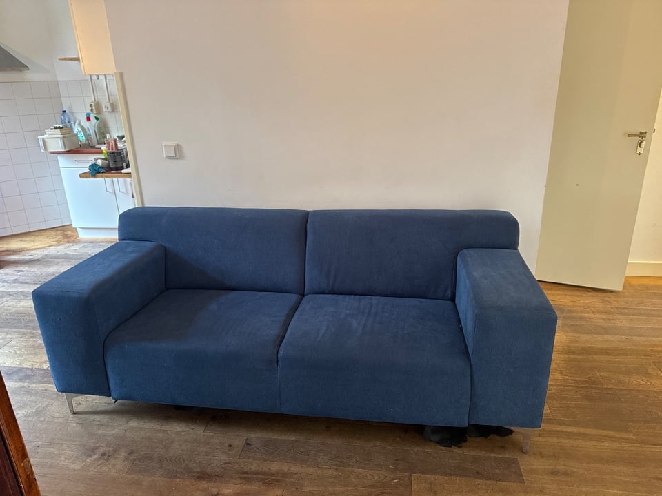 Blauwe bank in goede staat!