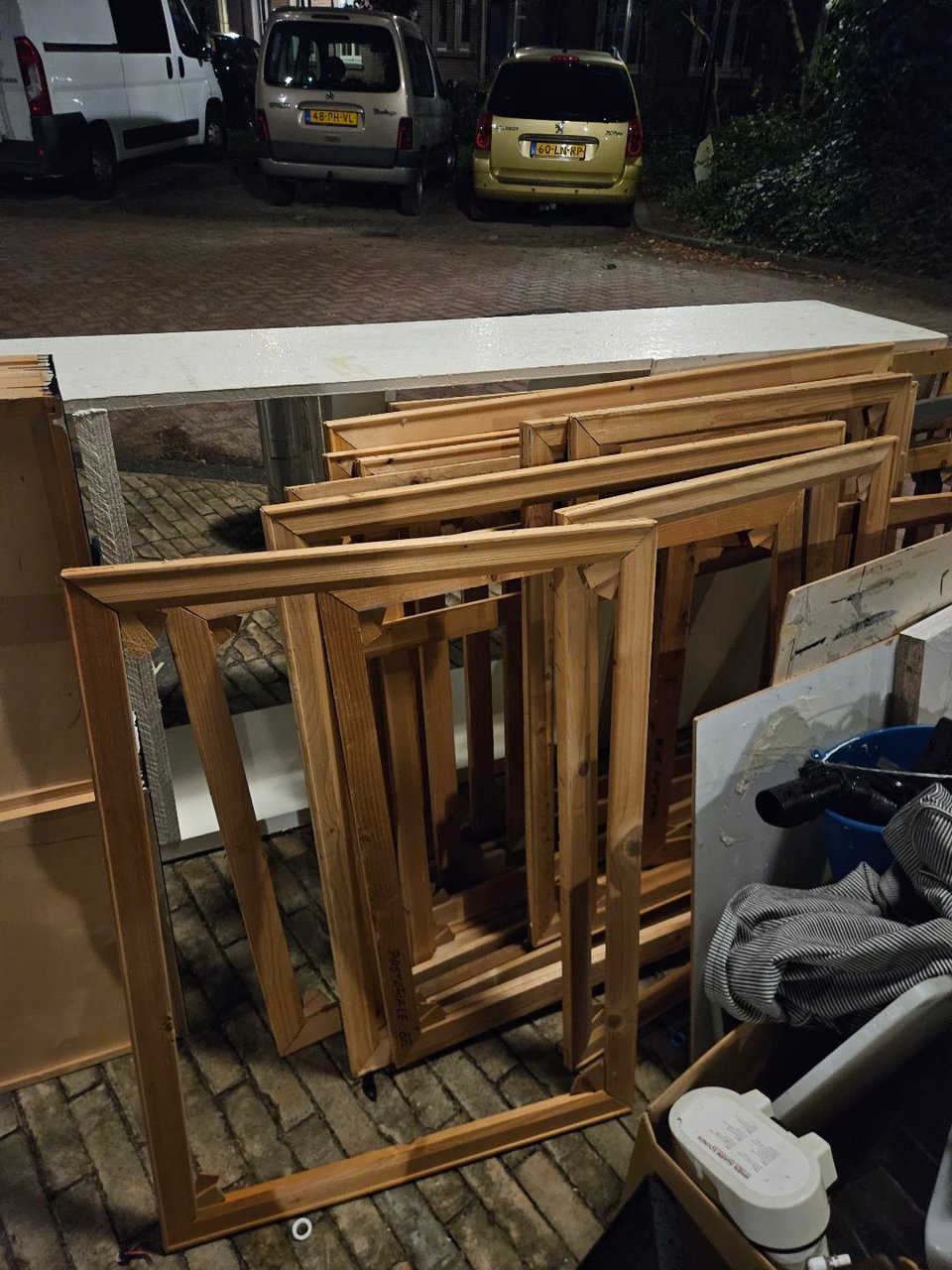 a lot of wooden phrames, perfect for hanging art on your wall