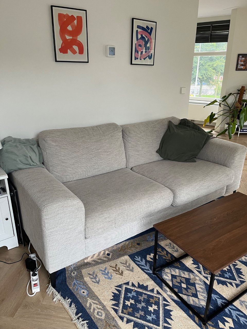 Free sofa width:208 HEIGHT: 90CM 20 DEPTH:84CM Amsterdam West - Rijnsburgstraat