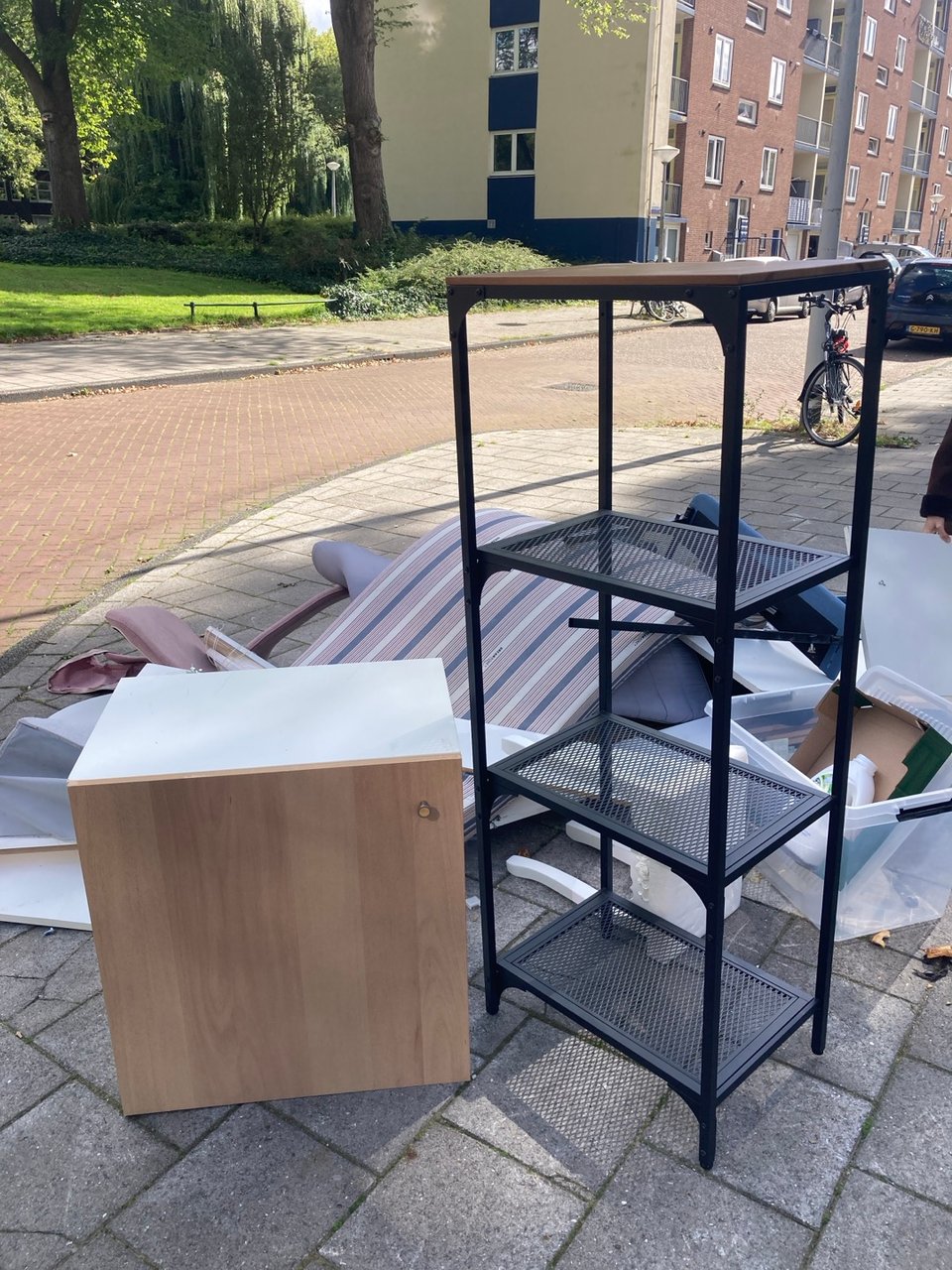 2 meubelen, good condition