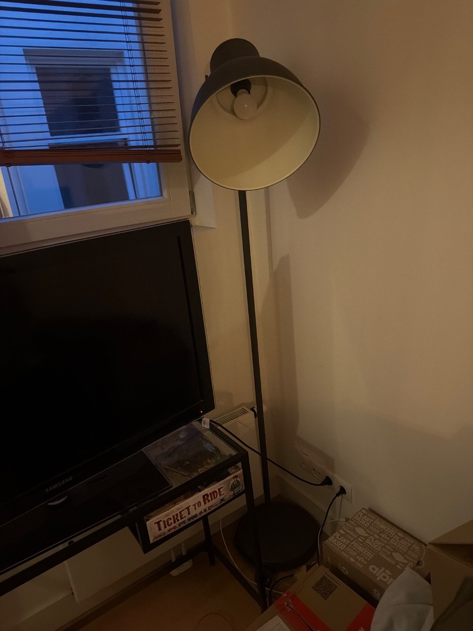 Lamp op te halen bij Weteringschans