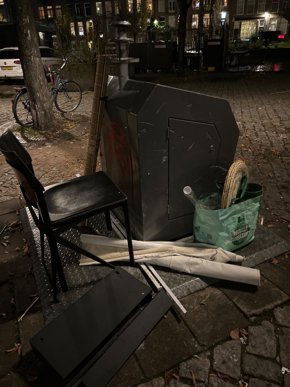 Two chairs and more stuff will be coming.